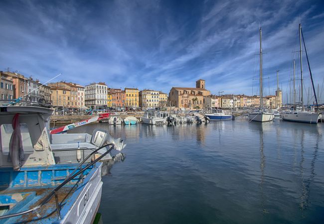 Appartement à La Ciotat - Blaveja. Lumineux et moderne. Vue mer. Clim. Appartement à La Ciotat - Blaveja. Lumineux et moderne. Vue mer. Clim.