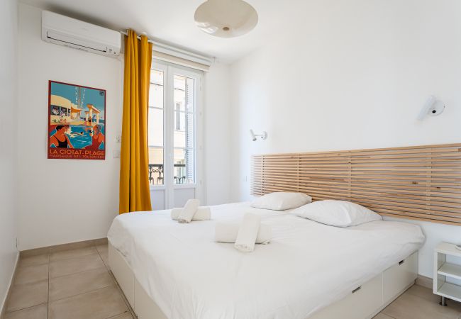 Appartement à La Ciotat - Blaveja. Lumineux et moderne. Vue mer. Clim. Appartement à La Ciotat - Blaveja. Lumineux et moderne. Vue mer. Clim.