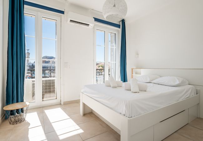 Appartement à La Ciotat - Blaveja. Lumineux et moderne. Vue mer. Clim. Appartement à La Ciotat - Blaveja. Lumineux et moderne. Vue mer. Clim.