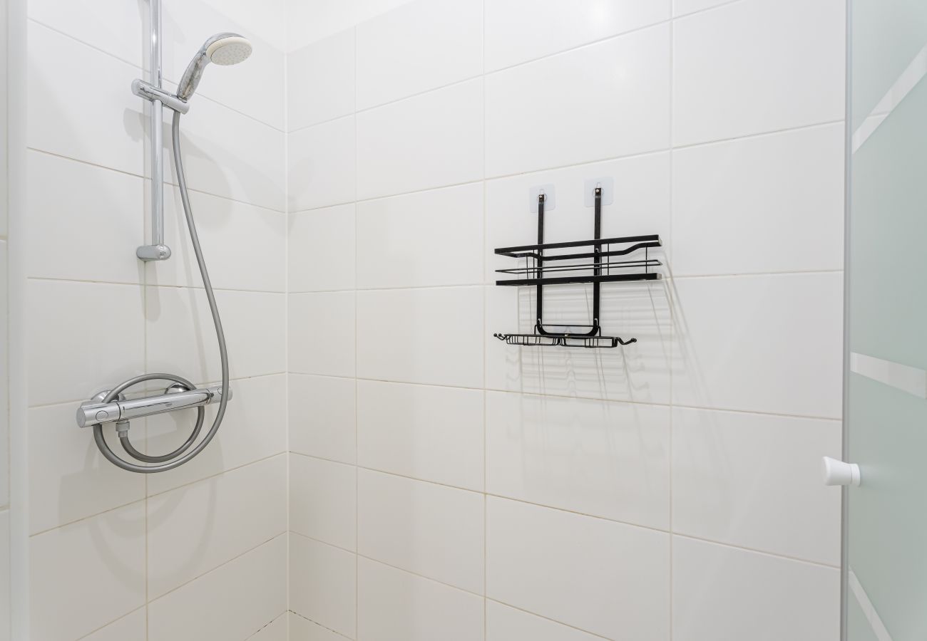 Appartement à La Ciotat - Blaveja. Lumineux et moderne. Vue mer. Clim.