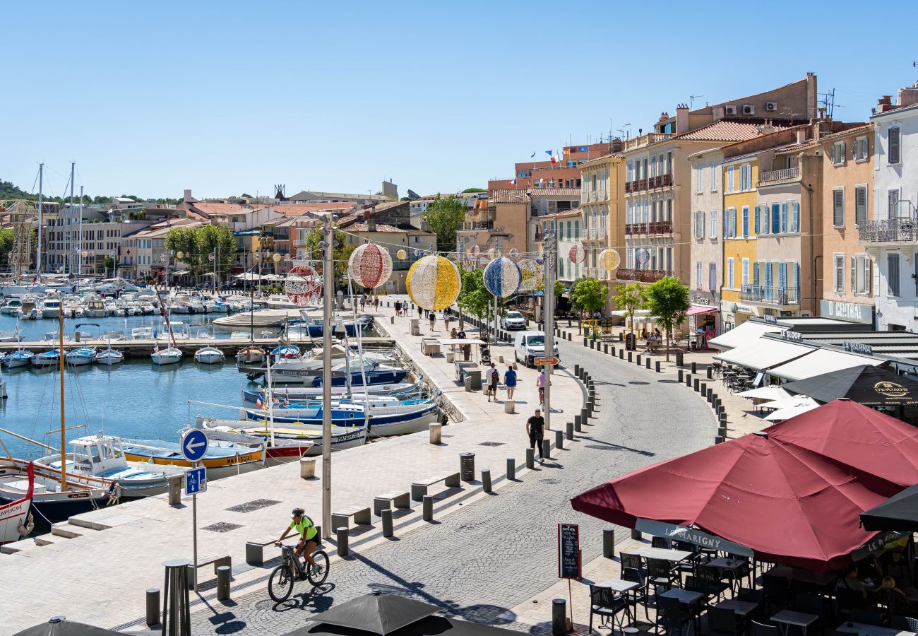 Appartement à La Ciotat - Blaveja. Lumineux et moderne. Vue mer. Clim.