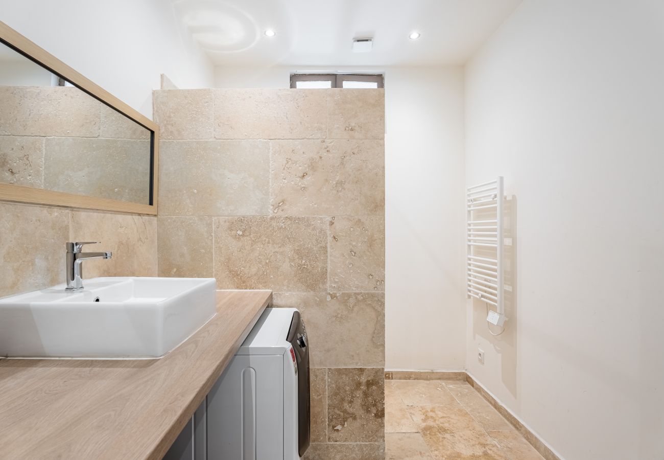 Appartement à La Ciotat - Ethnic. Vue port, clim, centré plages-calanques