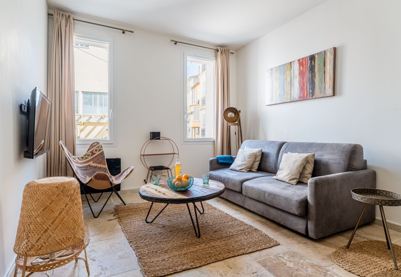 Appartement à La Ciotat - Ethnic. Vue port, clim, centré plages-calanques