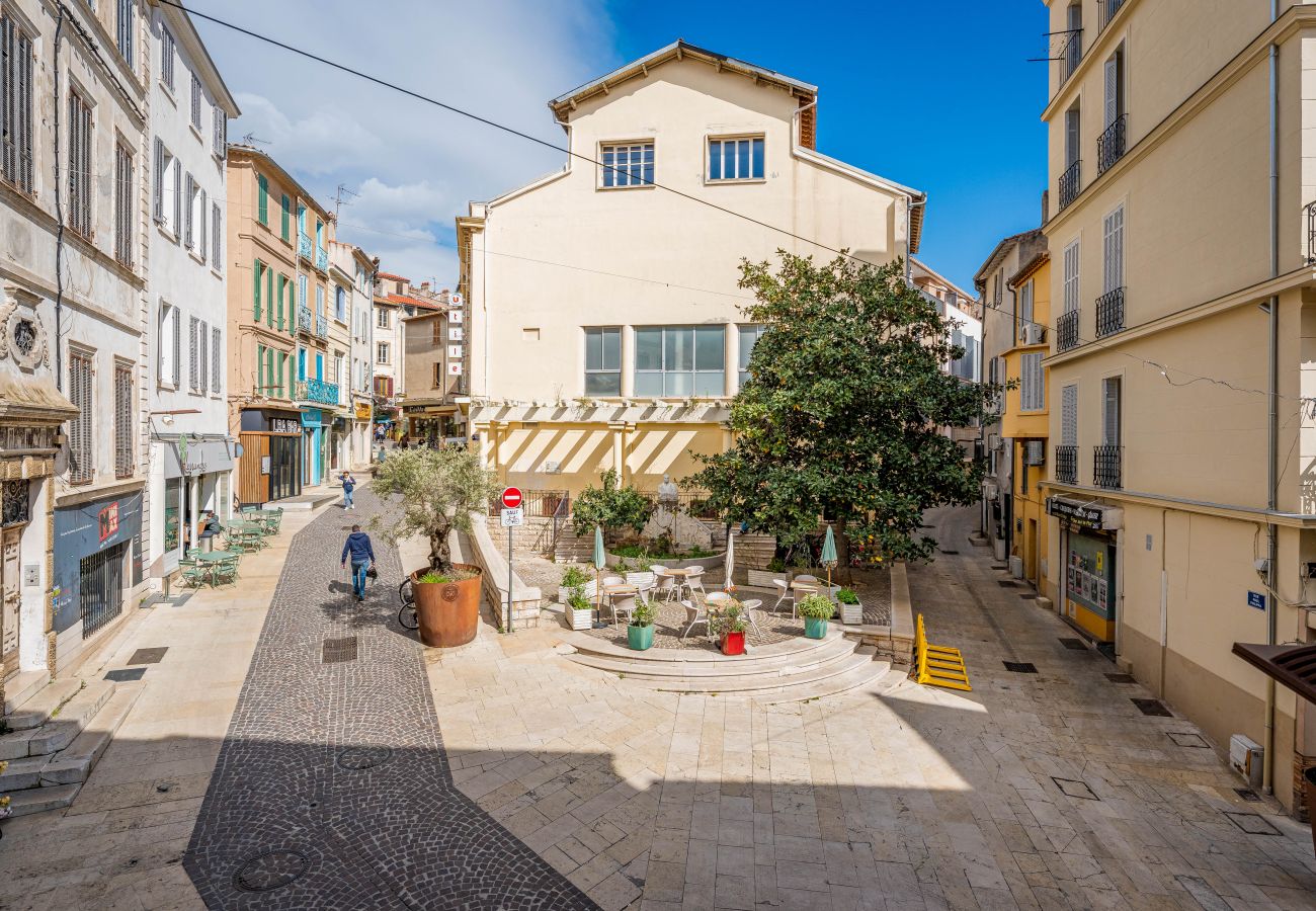 Appartement à La Ciotat - Ethnic. Vue port, clim, centré plages-calanques