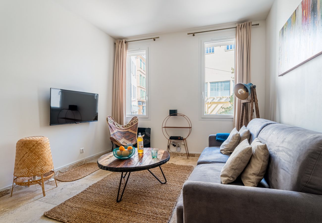Appartement à La Ciotat - Ethnic. Vue port, clim, centré plages-calanques