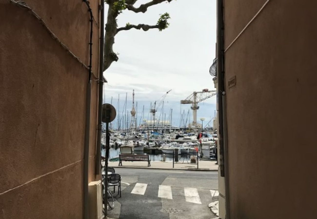 Appartement à La Ciotat - Olive. Clim, proche plages, calanques, chantier