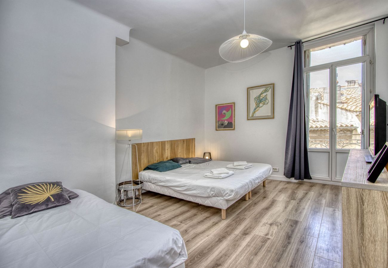 Appartement à La Ciotat - Goélette. Charme et luminosité. Vue mer. Clim.