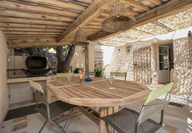 Maison à La Ciotat - La Taurine. Belle maison de standing, piscine,clim