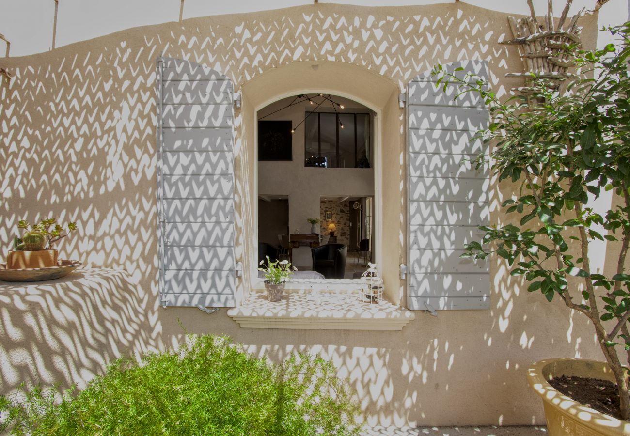 Maison à La Ciotat - La Taurine. Belle maison de standing, piscine,clim