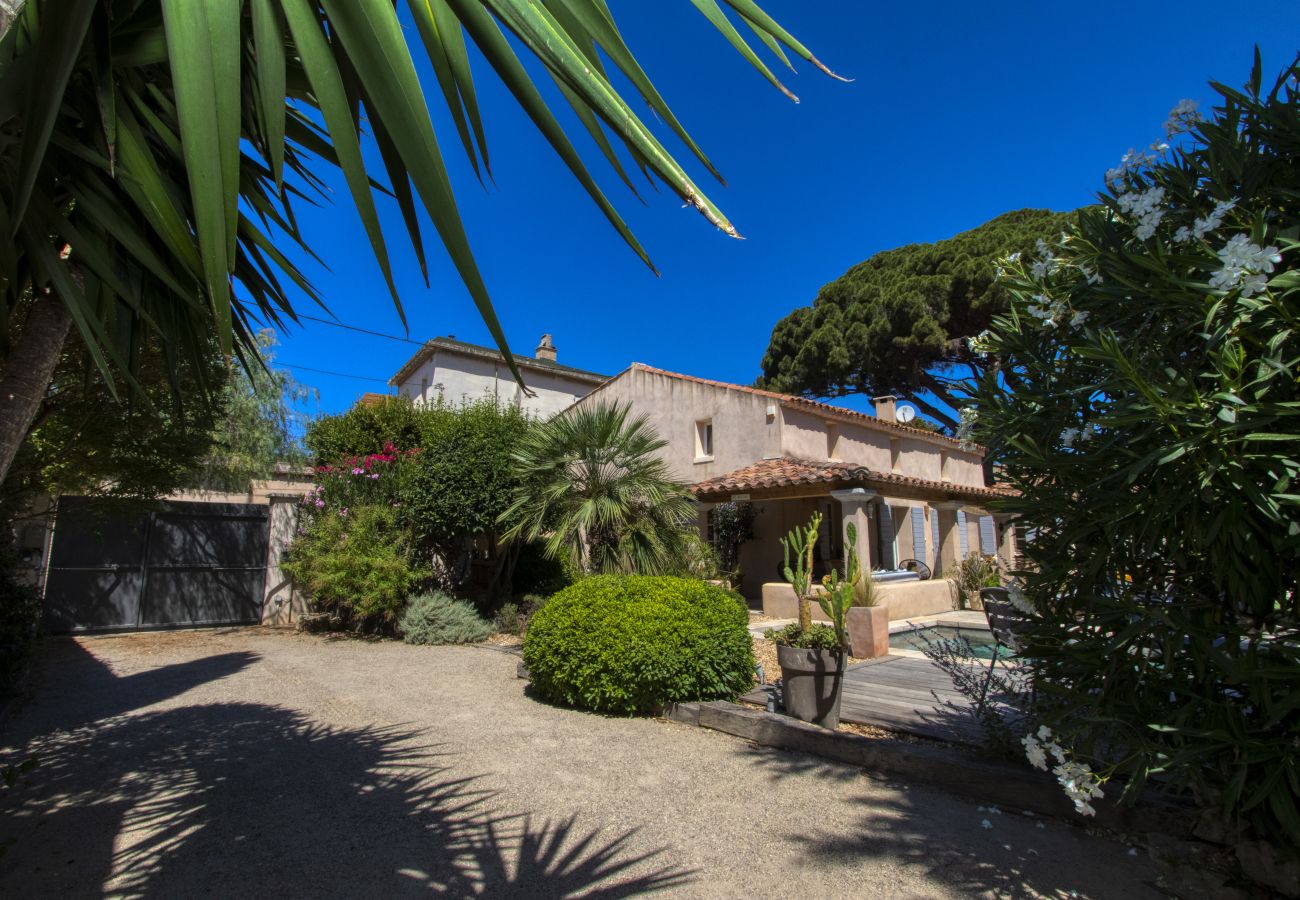 Maison à La Ciotat - La Taurine. Belle maison de standing, piscine,clim