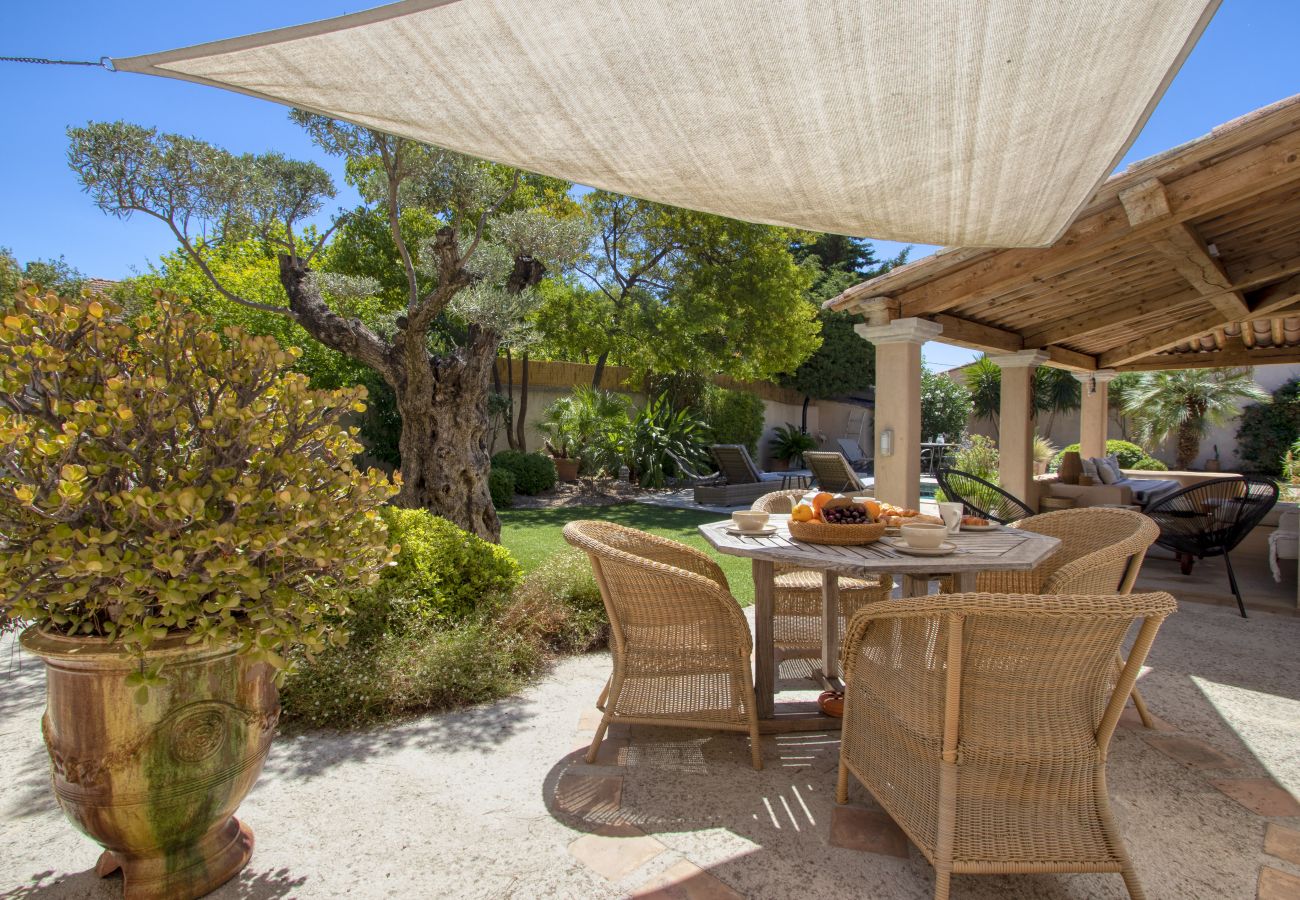 Maison à La Ciotat - La Taurine. Belle maison de standing, piscine,clim