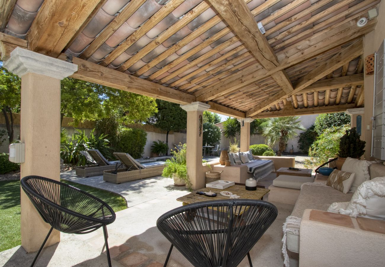 Maison à La Ciotat - La Taurine. Belle maison de standing, piscine,clim