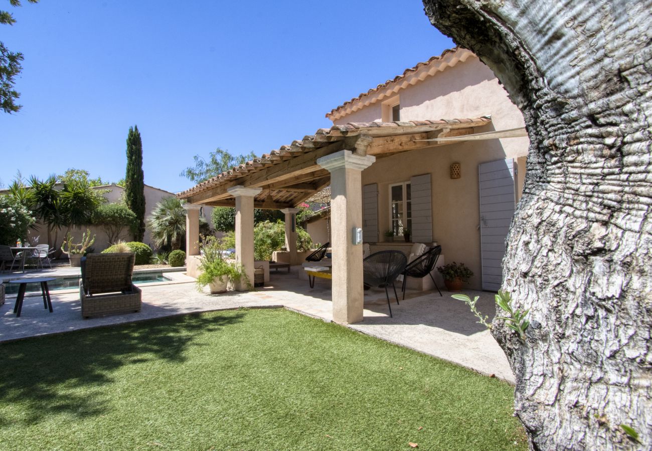 Maison à La Ciotat - La Taurine. Belle maison de standing, piscine,clim