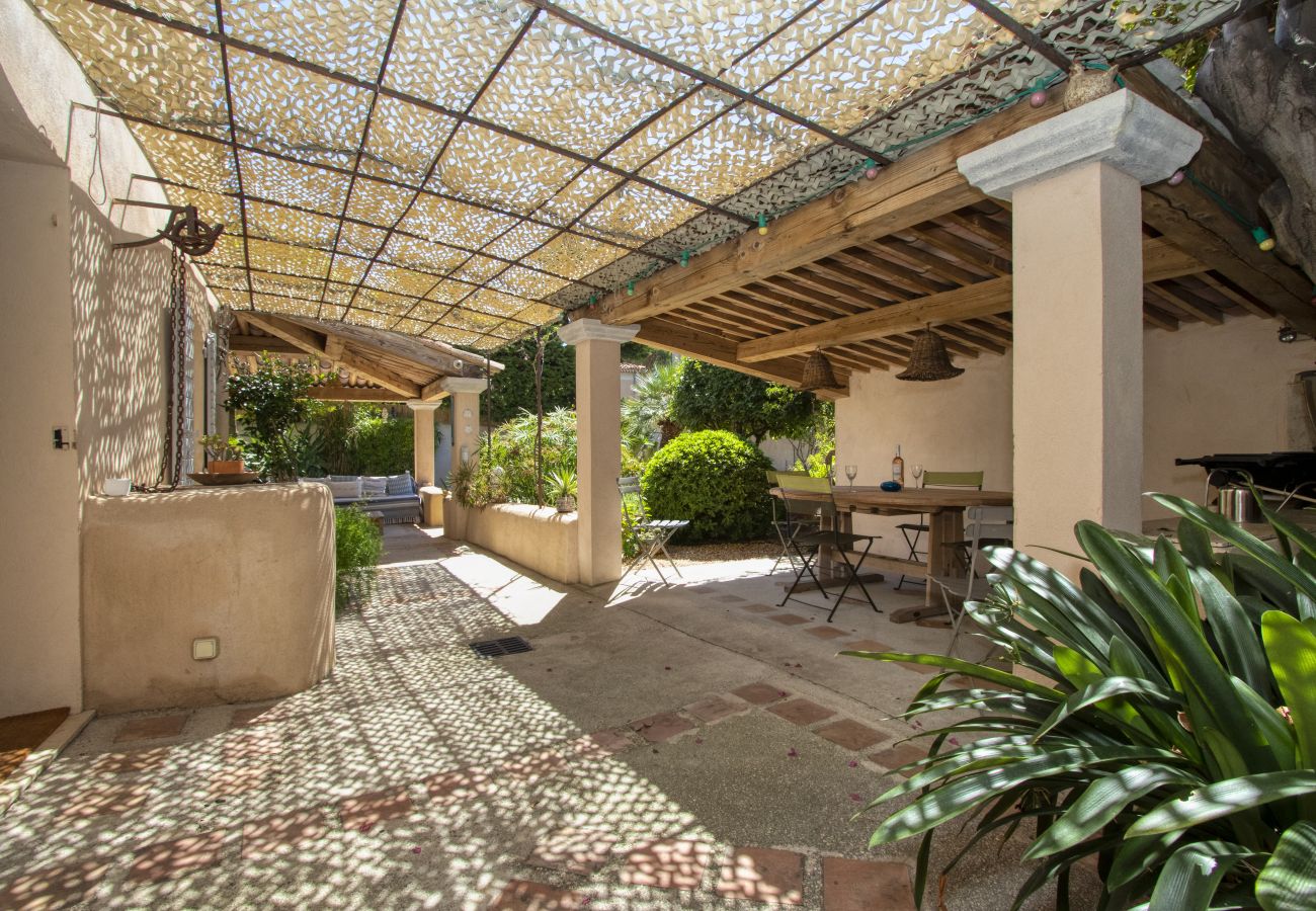 Maison à La Ciotat - La Taurine. Belle maison de standing, piscine,clim