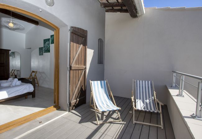 Maison à La Ciotat - Villa Carpediem. Piscine, clim, vue mer, pétanque