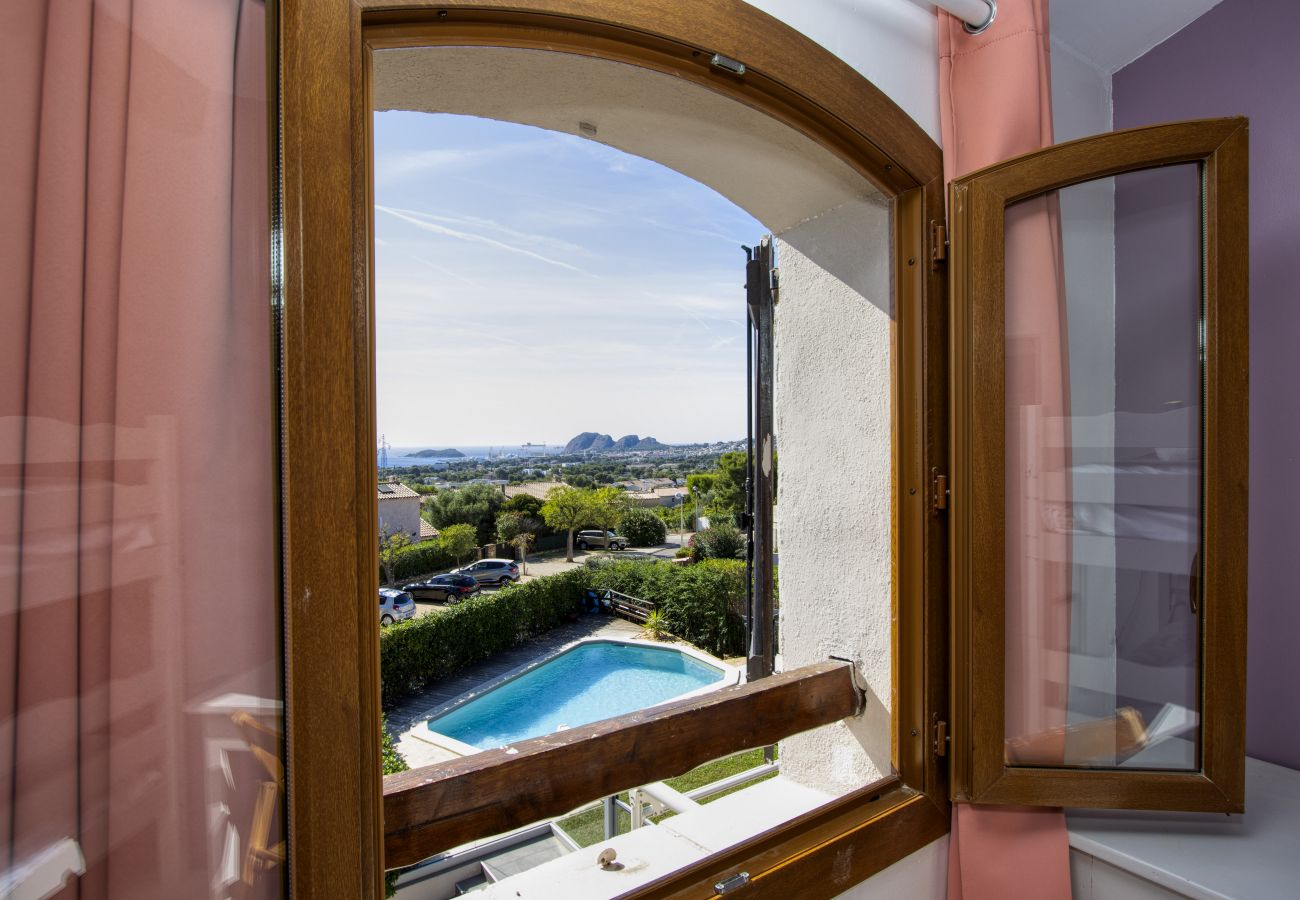 Maison à La Ciotat - Villa Carpediem. Piscine, clim, vue mer, pétanque