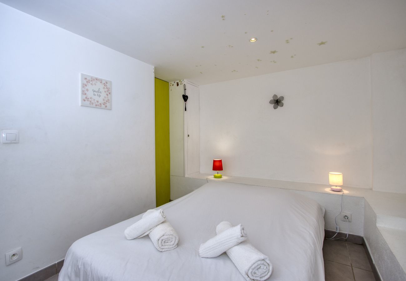 Appartement à La Ciotat - Vanrell, au calme, terrasse, jardin, parking