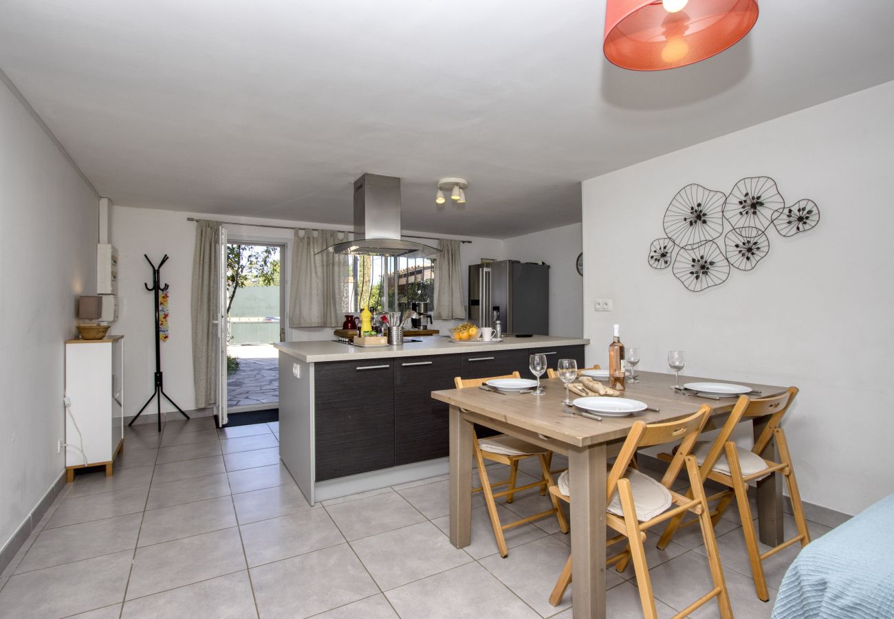 Appartement à La Ciotat - Vanrell, au calme, terrasse, jardin, parking