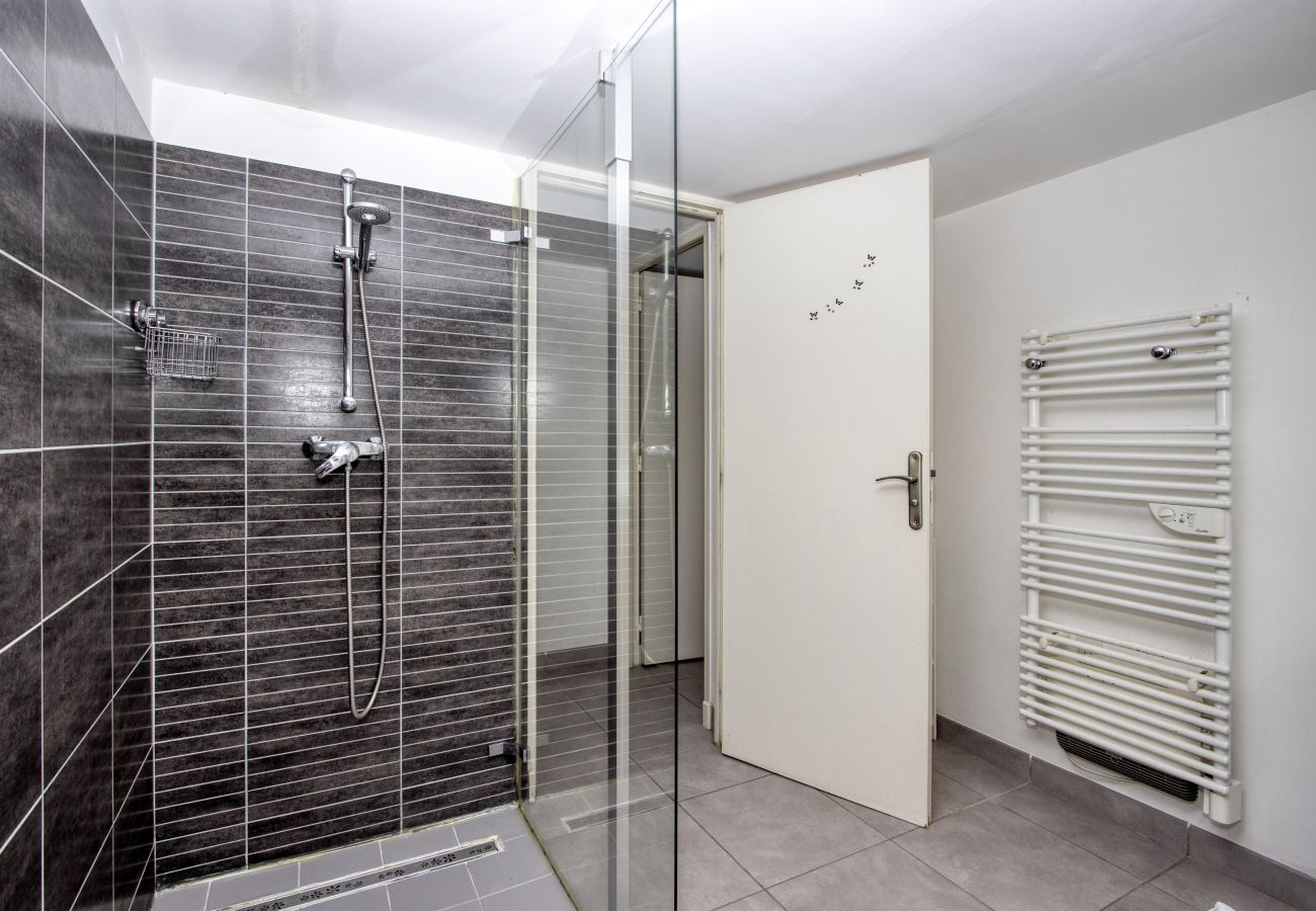 Appartement à La Ciotat - Vanrell, au calme, terrasse, jardin, parking