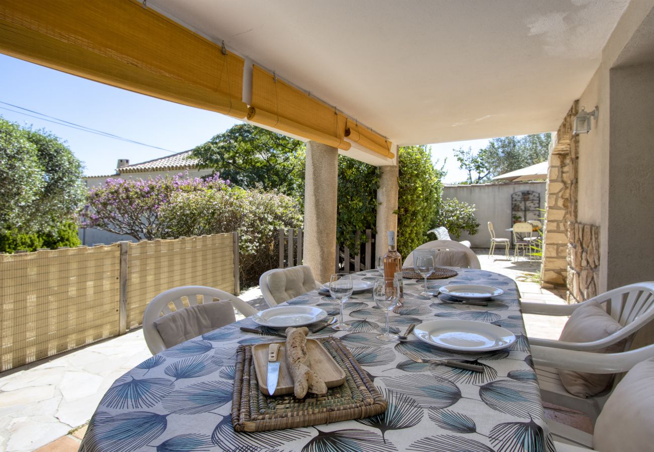 Appartement à La Ciotat - Vanrell, au calme, terrasse, jardin, parking