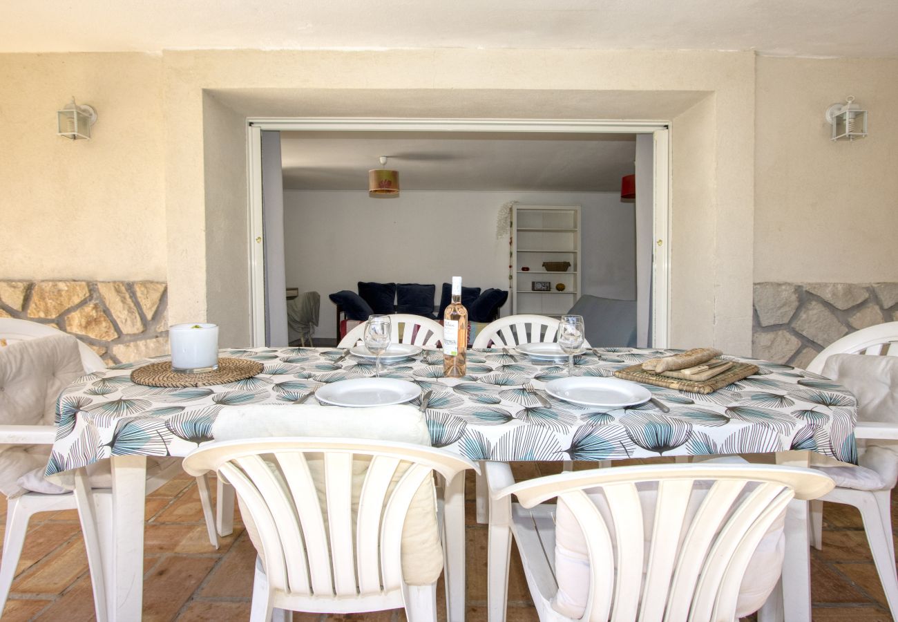 Appartement à La Ciotat - Vanrell, au calme, terrasse, jardin, parking