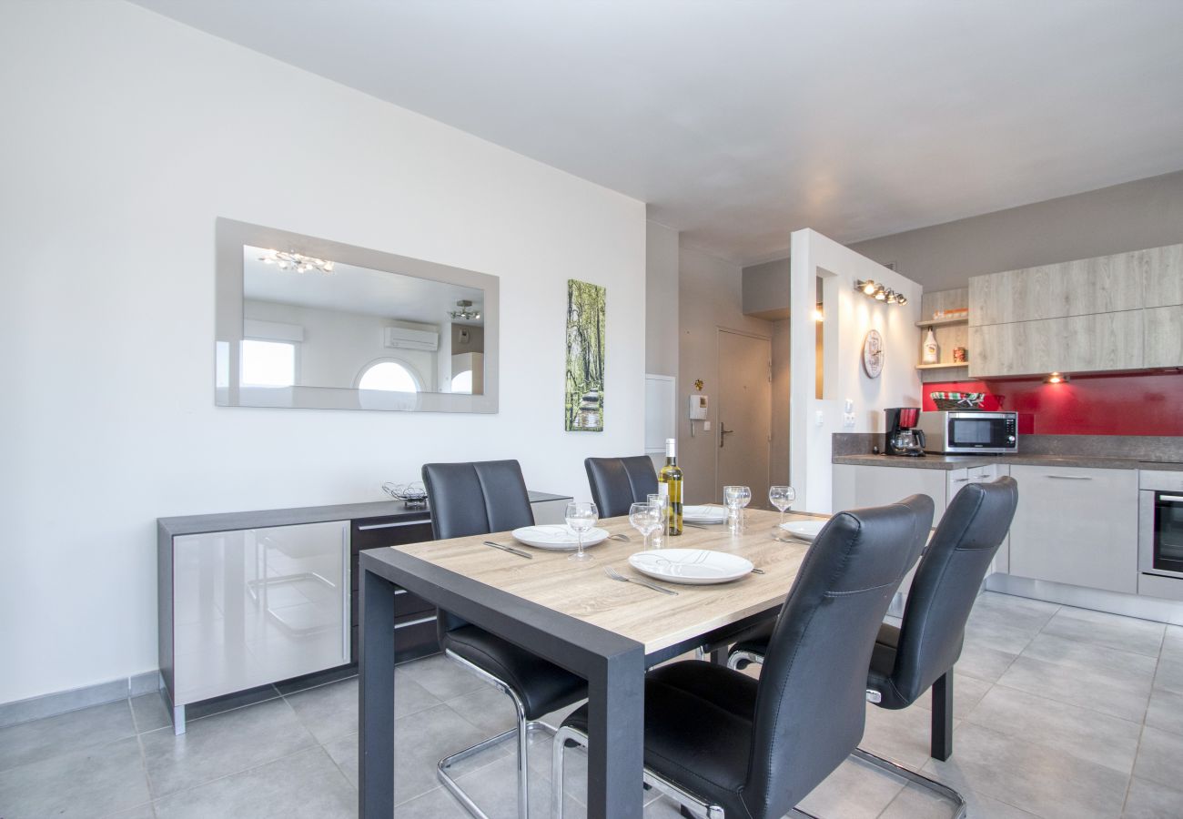 Appartement à La Ciotat - Escaro. Idéal pour les équipages, vacances. Clim.