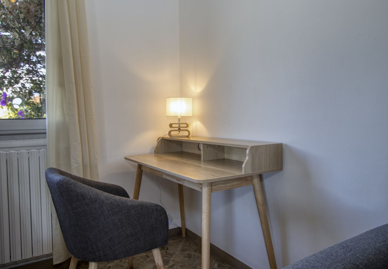 Appartement à La Ciotat - Delmaestro, vue mer, terrasse, parking et calme