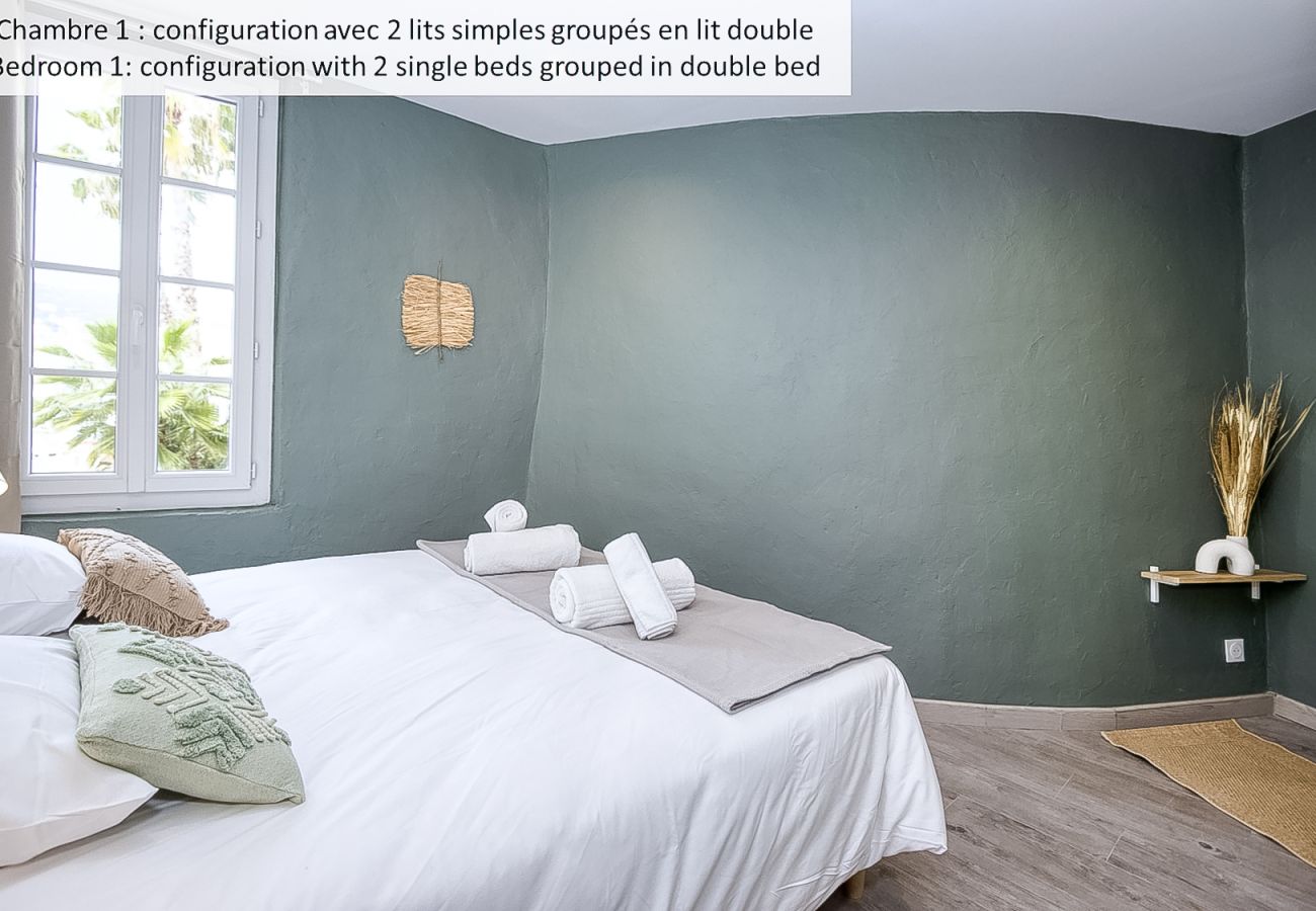 Appartement à La Ciotat - Vairo. Duplex lumineux, vue port, clim