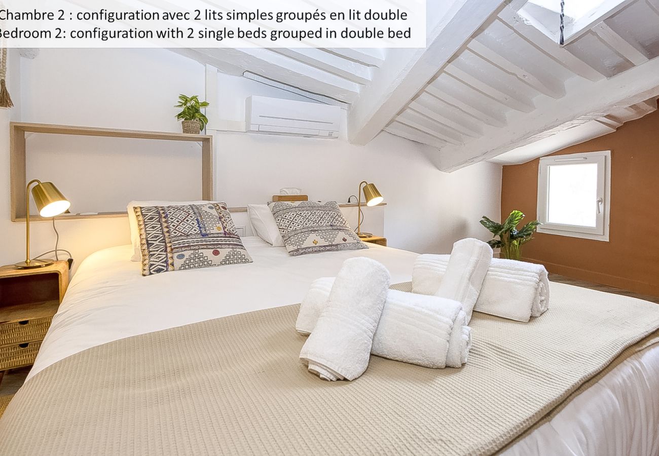 Appartement à La Ciotat - Vairo. Duplex lumineux, vue port, clim