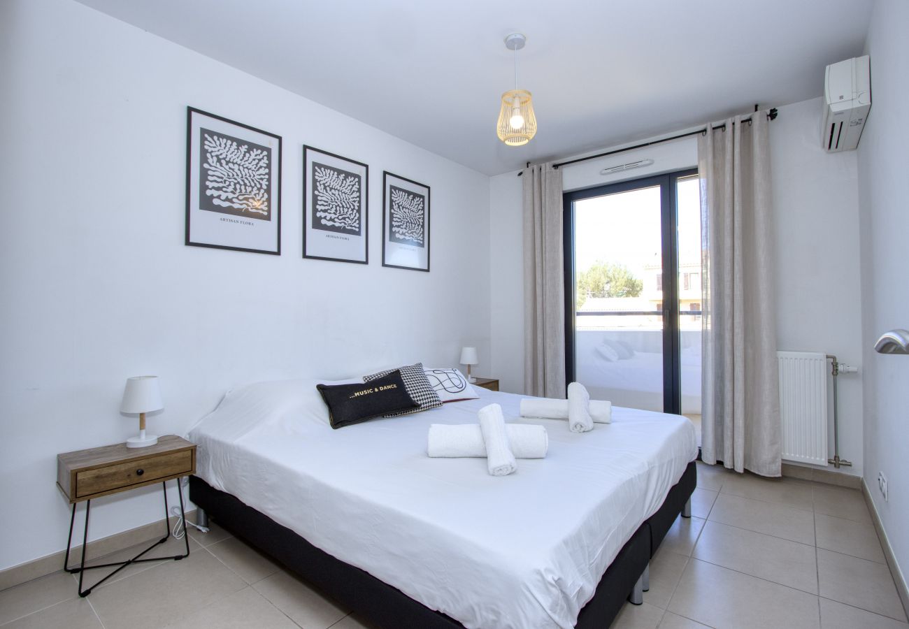 Appartement à La Ciotat - Arello. Vue mer exceptionnelle, clim, accès plage