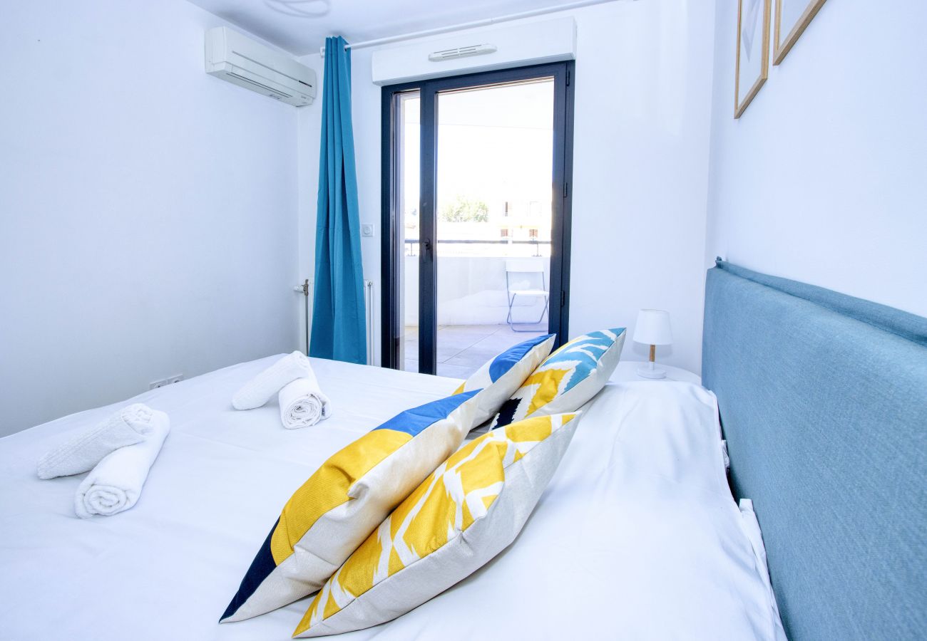 Appartement à La Ciotat - Arello. Vue mer exceptionnelle, clim, accès plage