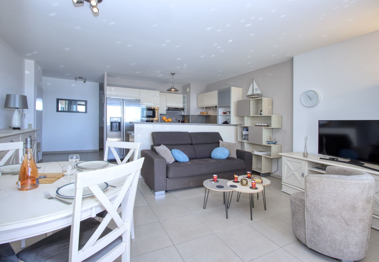 Appartement à La Ciotat - Arello. Vue mer exceptionnelle, clim, accès plage