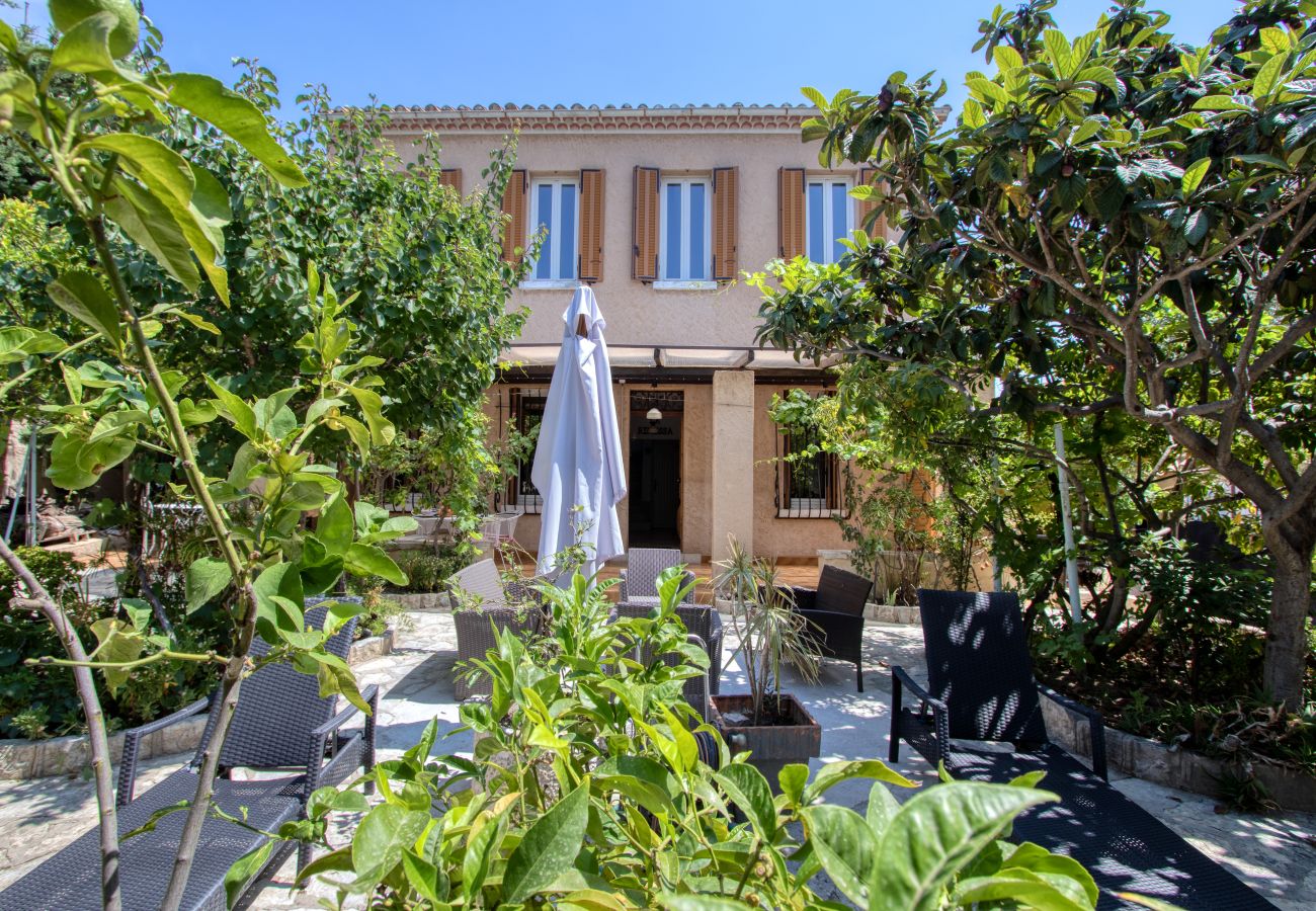 Maison à La Ciotat - Rimessa Maison de famille. Jardin, clim, parking