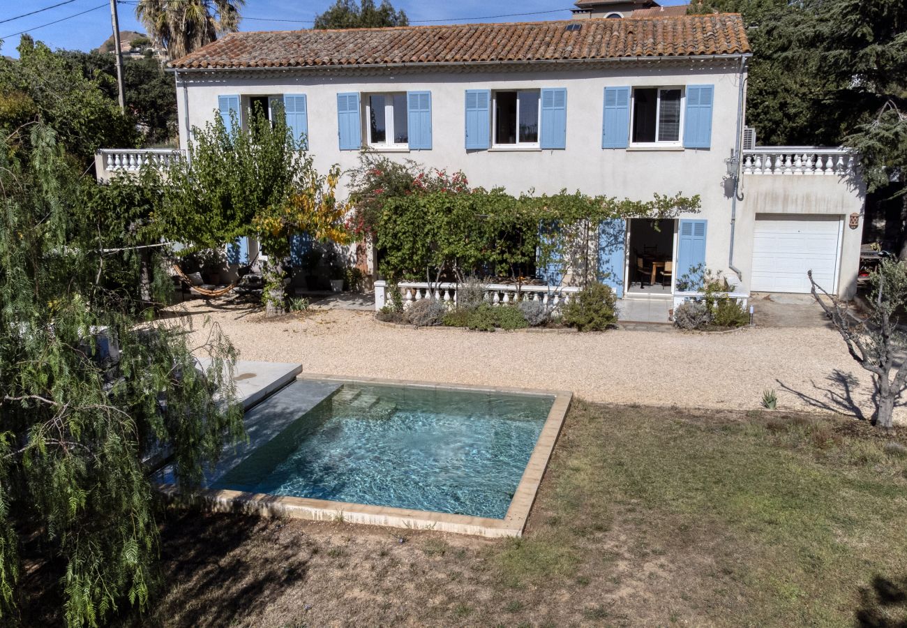 Maison à La Ciotat - Le Mas Talugo, 200m de la mer, clim, piscine