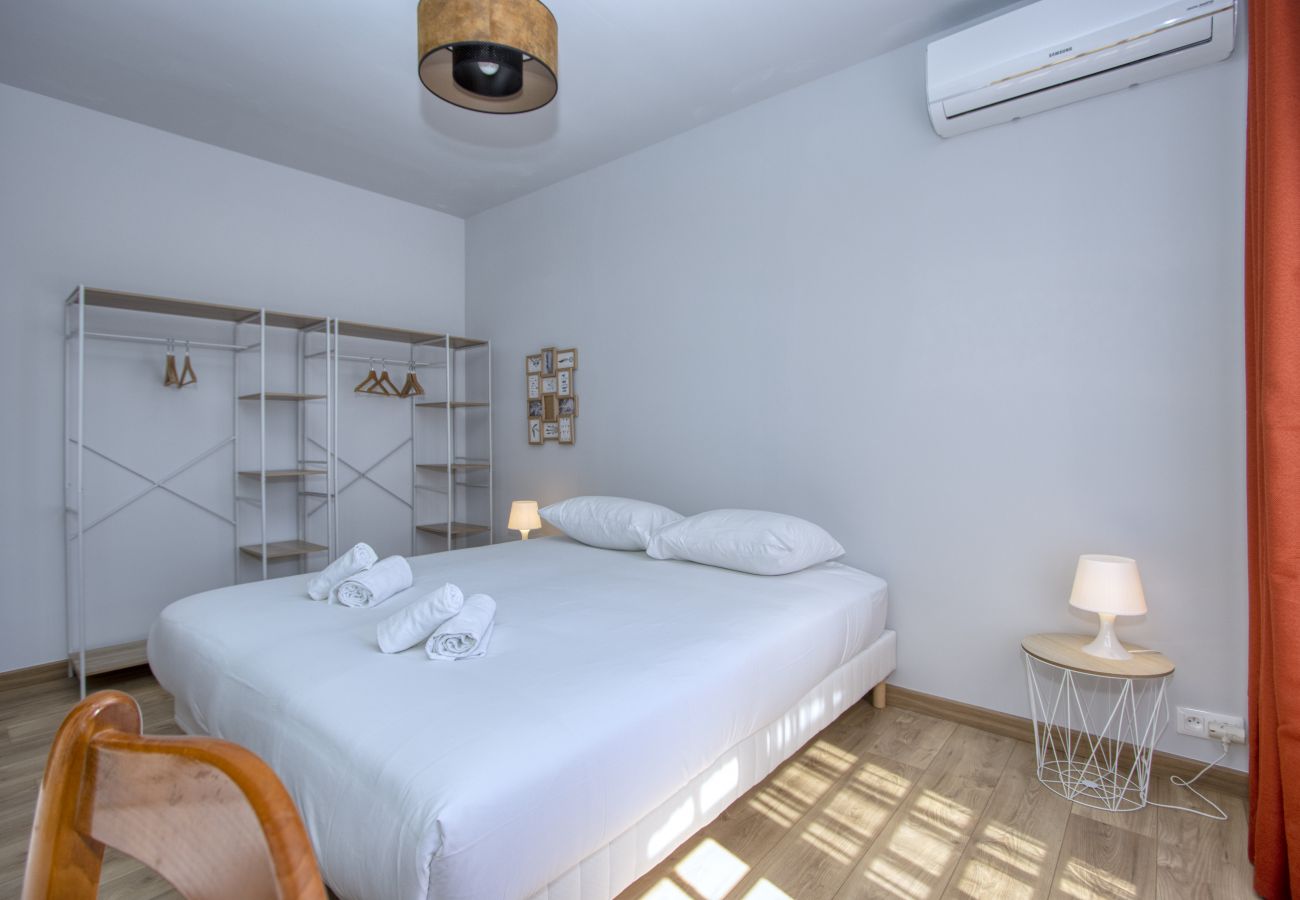 Maison à La Ciotat - Brigoto. Piscine chauffée, clim, fibre, parking