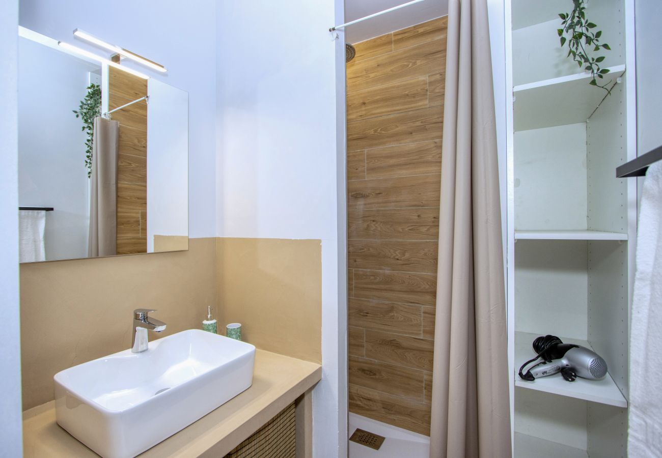 Maison à La Ciotat - Brigoto. Piscine chauffée, clim, fibre, parking
