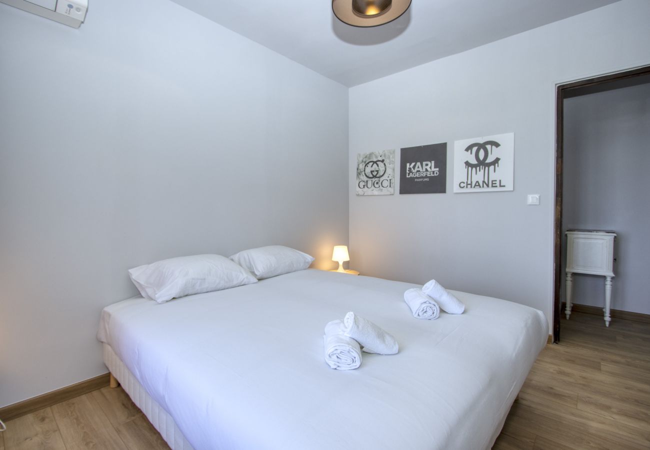 Maison à La Ciotat - Brigoto. Piscine chauffée, clim, fibre, parking