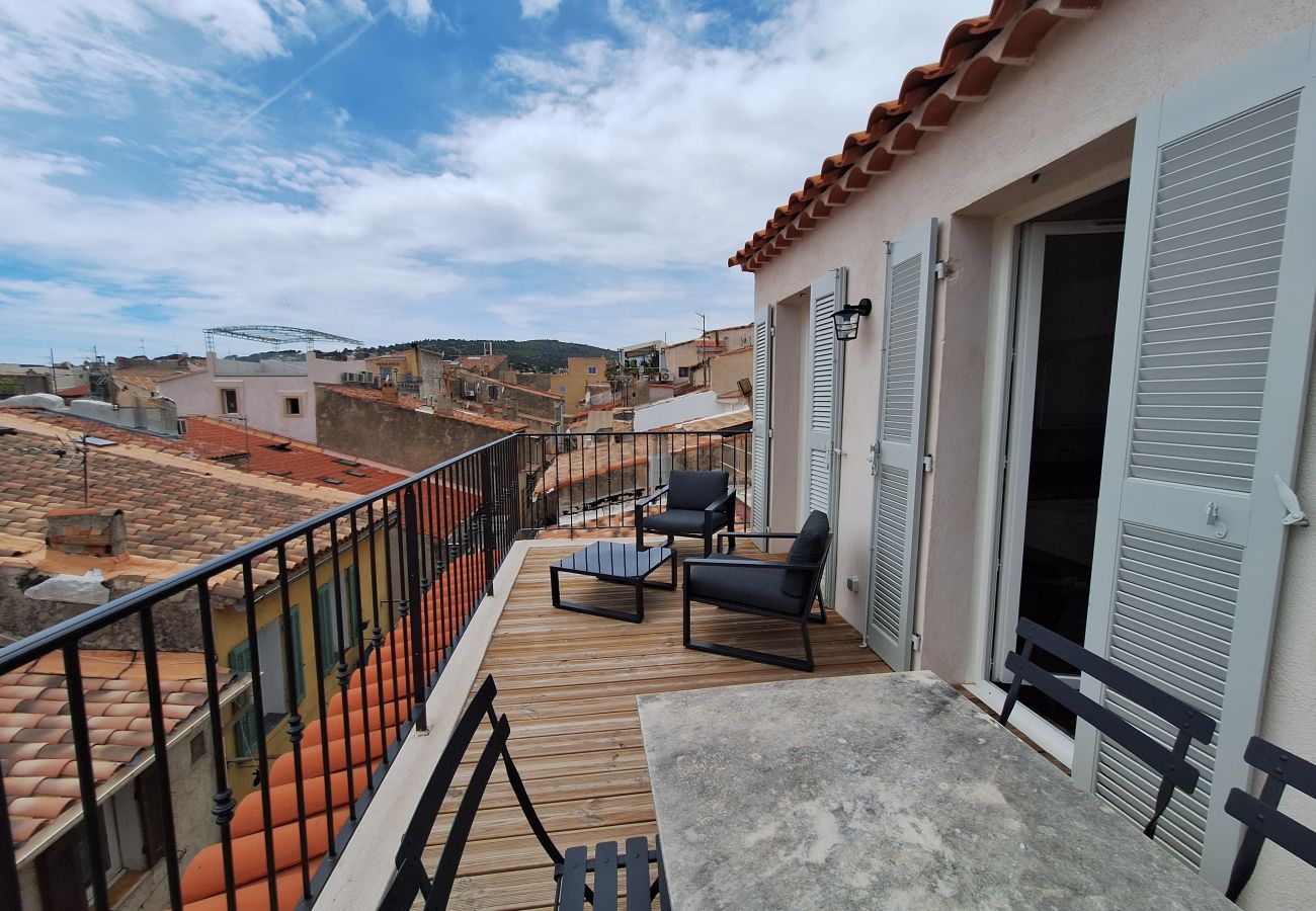 Appartement à La Ciotat - Gaio, terrasse roof top, vue mer, clim, vieux port