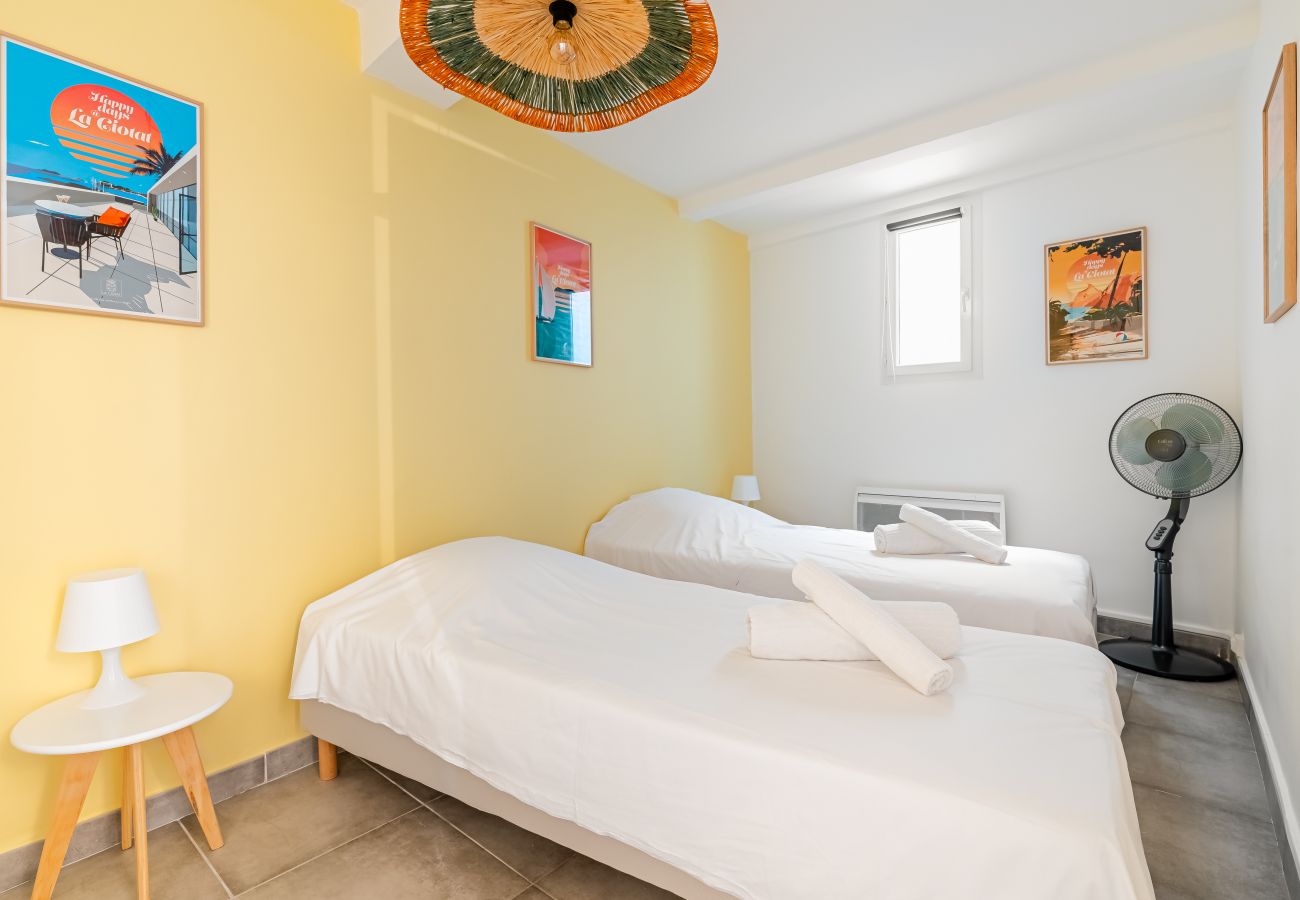 Appartement à La Ciotat - Ajoucadou, terrasse roof top, vue vieux port, clim