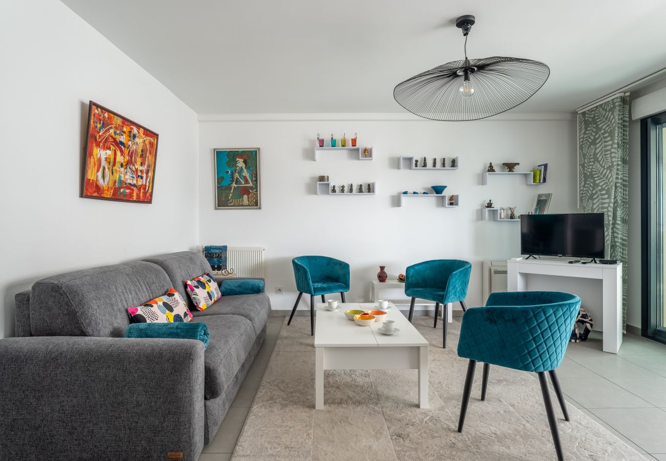 Appartement à La Ciotat - Tanudo. Magnifique vue mer, clim, accès plage