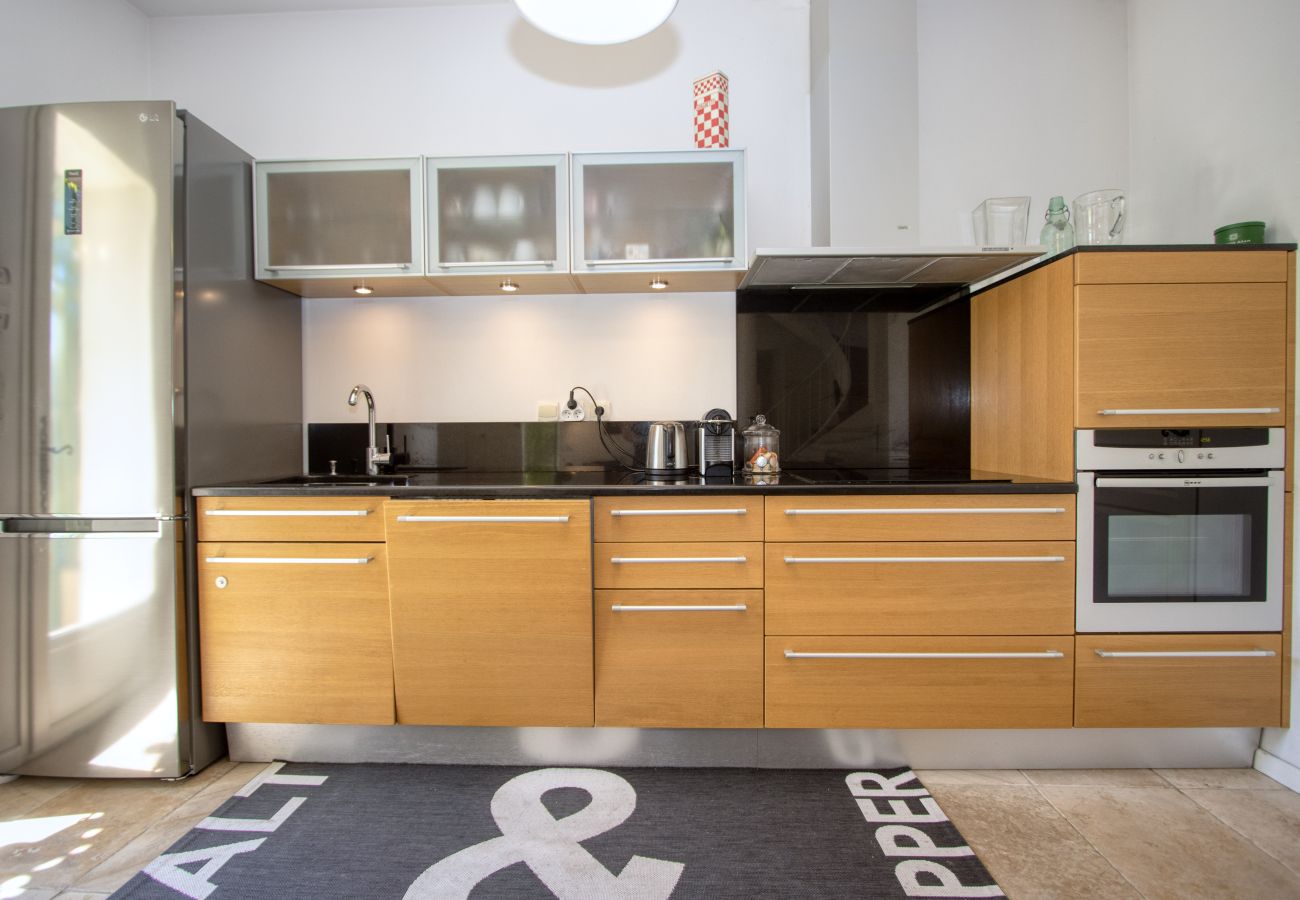 Villa à La Ciotat - Catoun. Jolie maison de ville proche du port. Clim