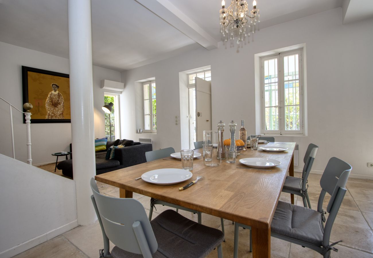 Villa à La Ciotat - Catoun. Jolie maison de ville proche du port. Clim