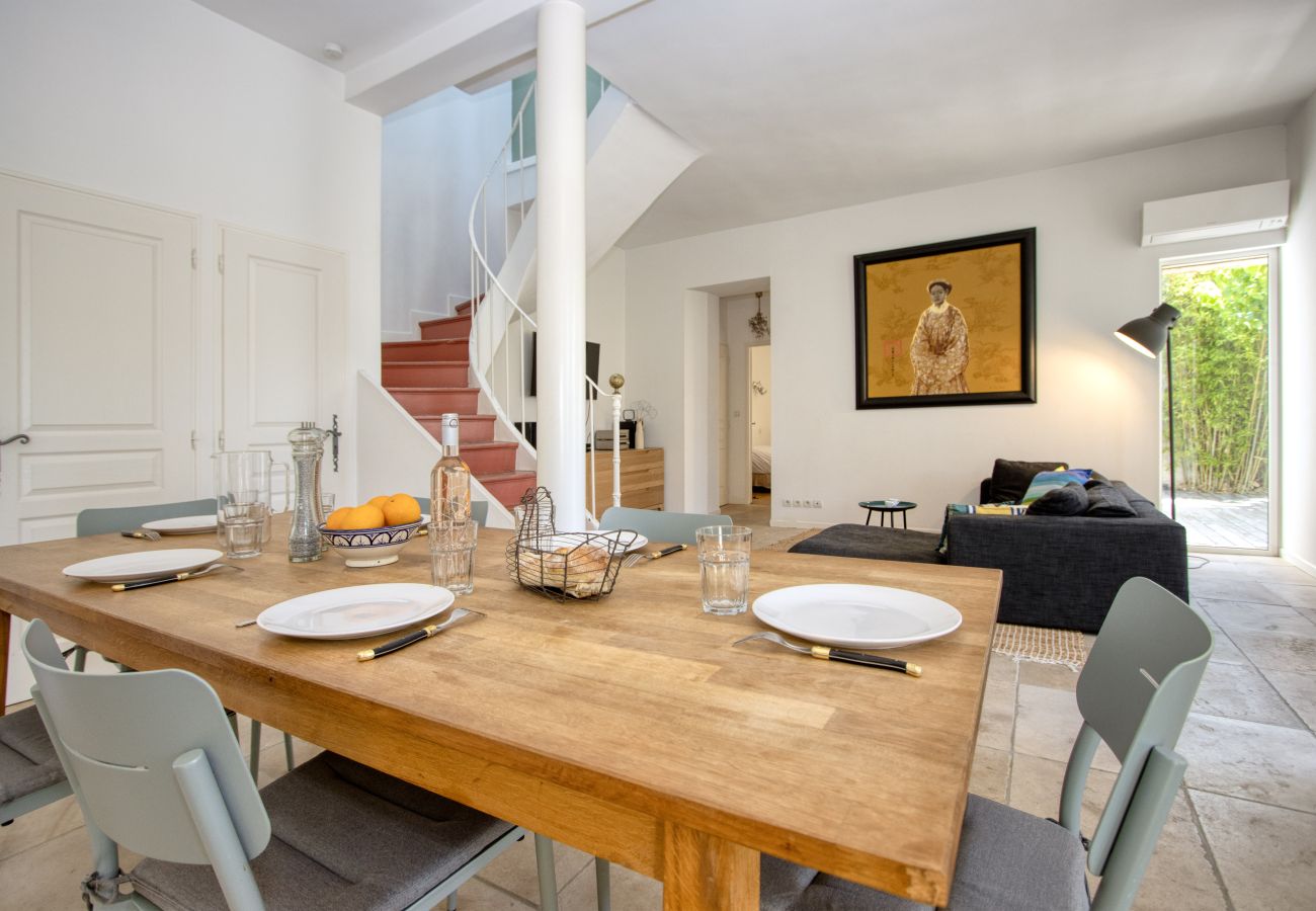 Villa à La Ciotat - Catoun. Jolie maison de ville proche du port. Clim