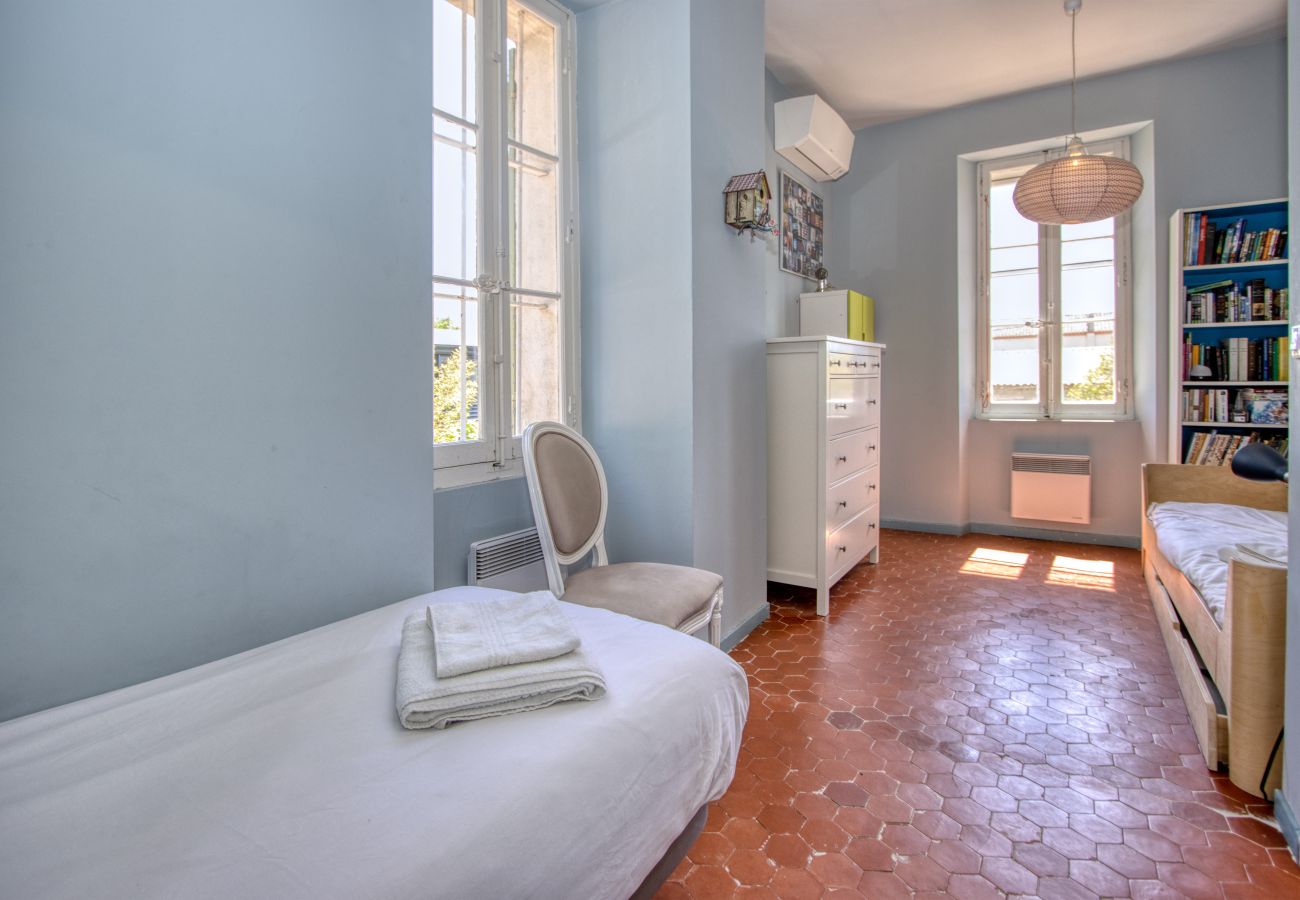 Villa à La Ciotat - Catoun. Jolie maison de ville proche du port. Clim