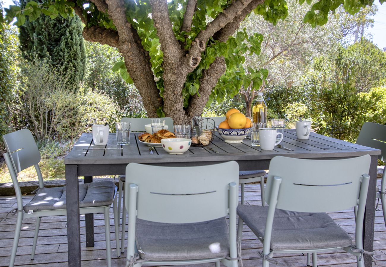 Villa à La Ciotat - Catoun. Jolie maison de ville proche du port. Clim