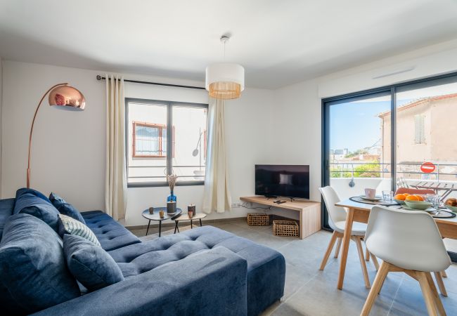 Appartement à La Ciotat - Canoun. Idéal pour les équipages, vacances. Clim Appartement à La Ciotat - Canoun. Idéal pour les équipages, vacances. Clim