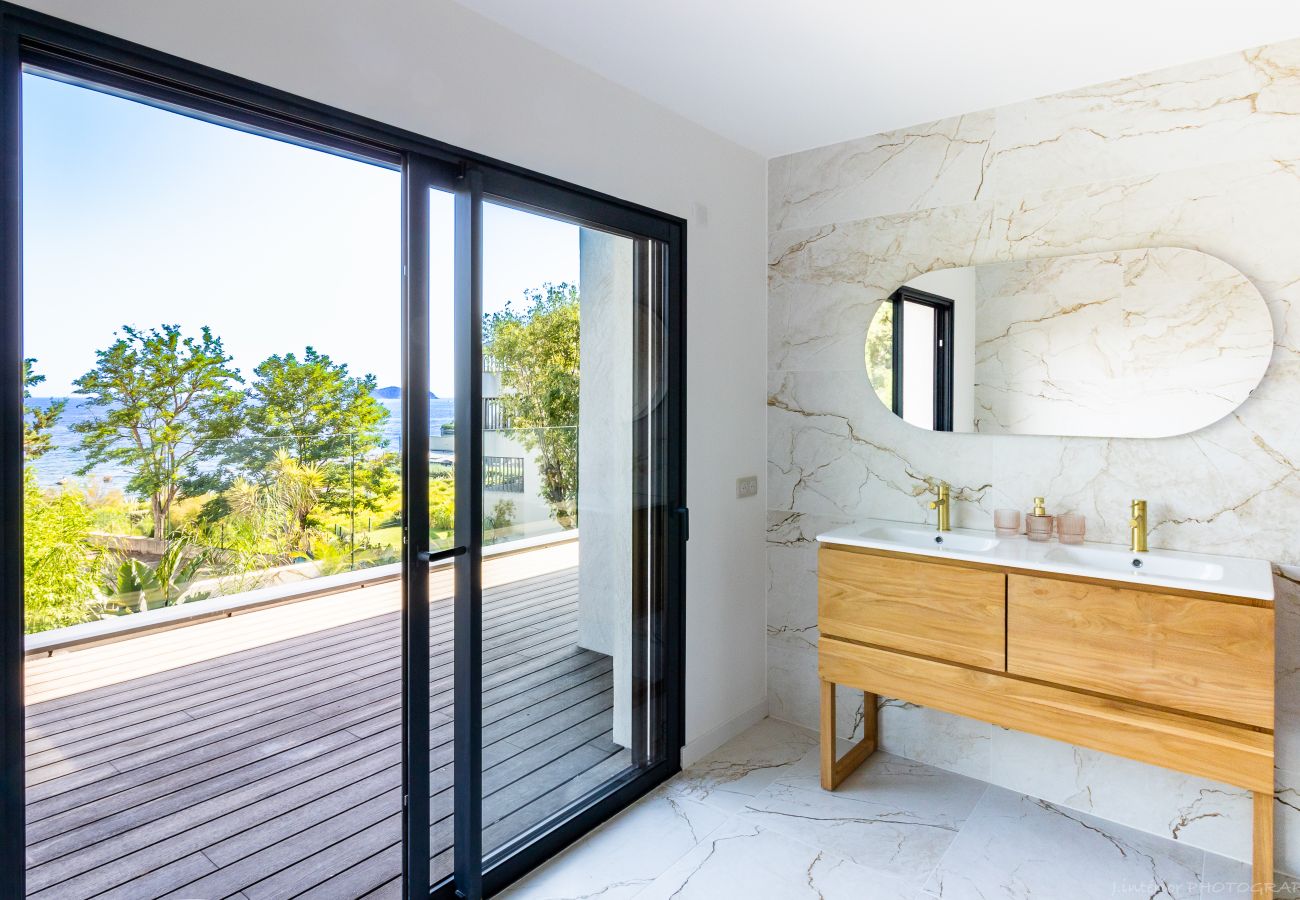 Maison à La Ciotat - Villa Feliz, vue mer, piscine, jacuzzi