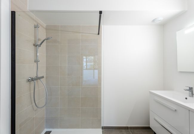 Appartement à La Ciotat - Aucubo. Idéal pour les équipages, vacances. Clim. Appartement à La Ciotat - Aucubo. Idéal pour les équipages, vacances. Clim.