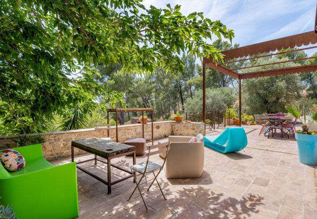 Maison à La Ciotat - Mas Grasco. Piscine, solarium. 8 mn des plages. Maison à La Ciotat - Mas Grasco. Piscine, solarium. 8 mn des plages.