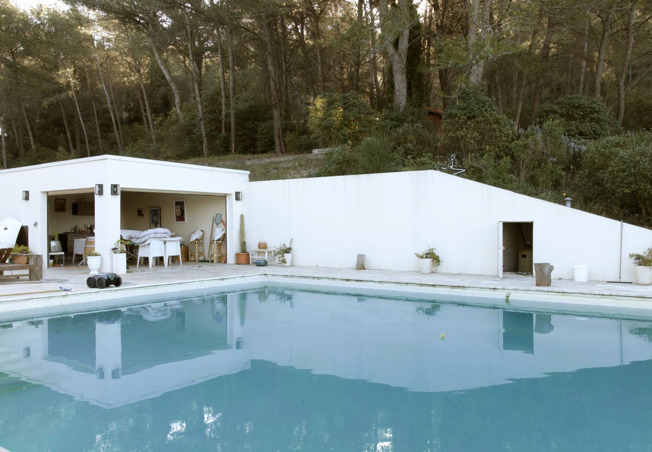 Maison à Roquefort-la-Bédoule - Domaine Maison Blanche, piscine, parc provençal